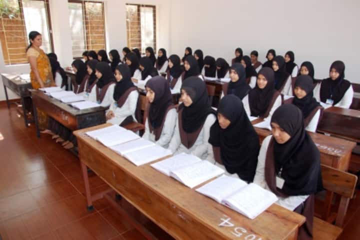 Melkar Women's Pre-University and Degree College campus in Bantwal, Karnataka, India — photo 2