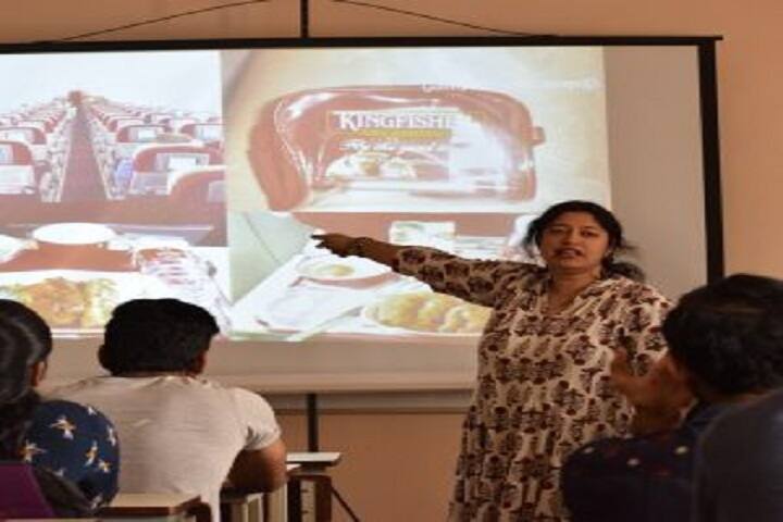 Nava Samaj Mandal Degree College campus in Mumbai, Maharashtra, India — photo 3