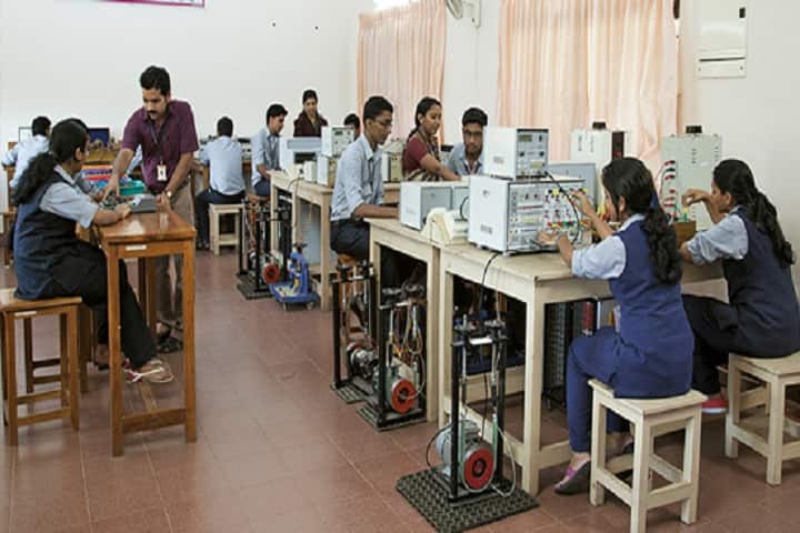 Amal Jyothi College of Engineering campus in Kottayam, Kerala, India — photo 4