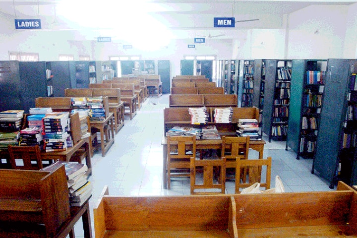 Metas Adventist College campus in Surat, Gujarat, India — photo 5