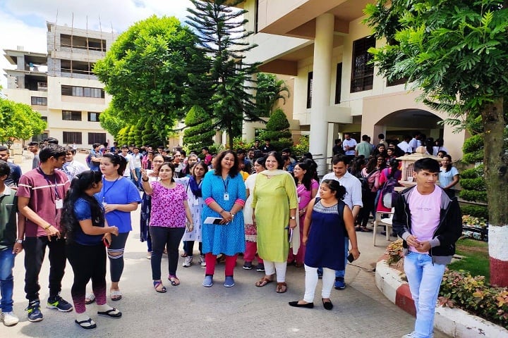 DY Patil International University campus in Pune, Maharashtra, India — photo 5