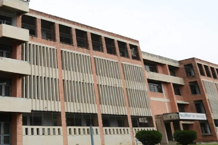 Guru Nanak Dev University Regional Campus campus in Gurdaspur, Punjab, India — photo 6