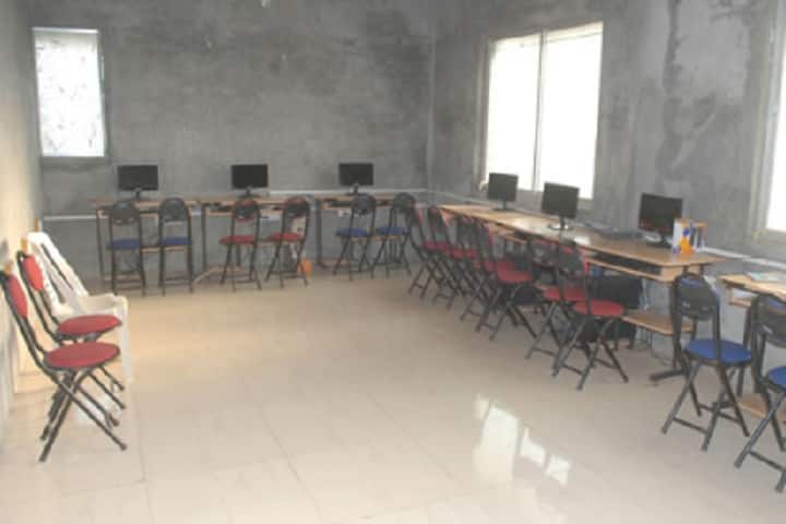 Vaibhav Shikshan Sanstha Vita's College of Education campus in Sangli, Maharashtra, India — photo 4