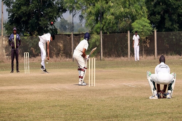 Bhakta Kavi Narsinh Mehta University campus in Junagadh, Gujarat, India — photo 3