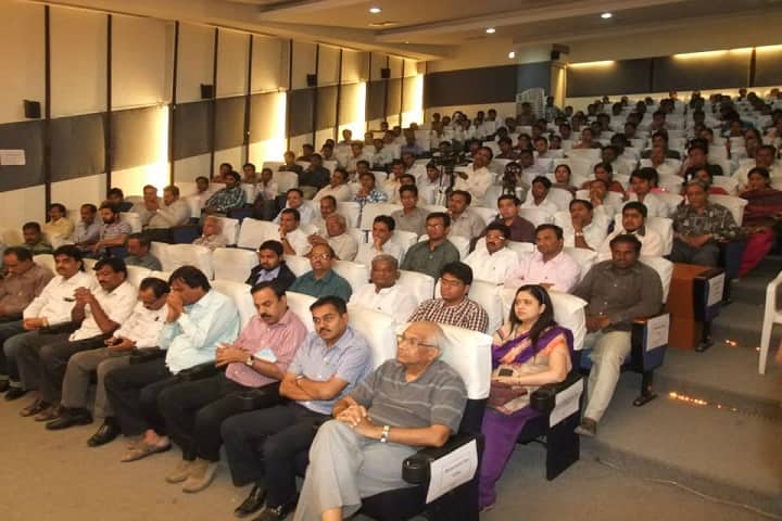 Bharati Vidyapeeth Abhijit Kadam Institute of Management and Social Sciences campus in Solapur, Maharashtra, India — photo 6