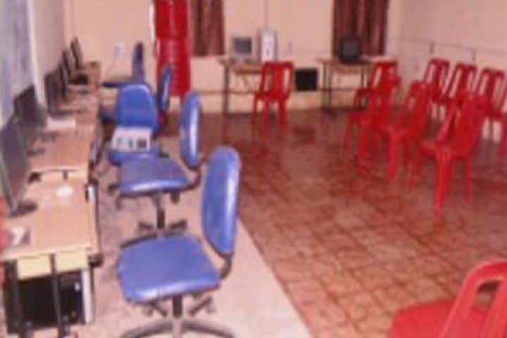 Shri Malliyappayya Swami College of Education campus in Bagalkot, Karnataka, India — photo 4