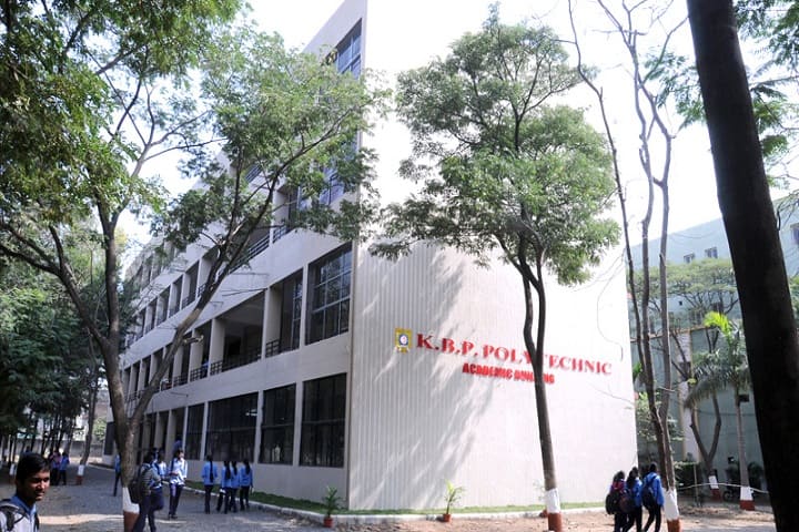 Sanjivani KBP Polytechnic campus in Kopargaon, Maharashtra, India — photo 1
