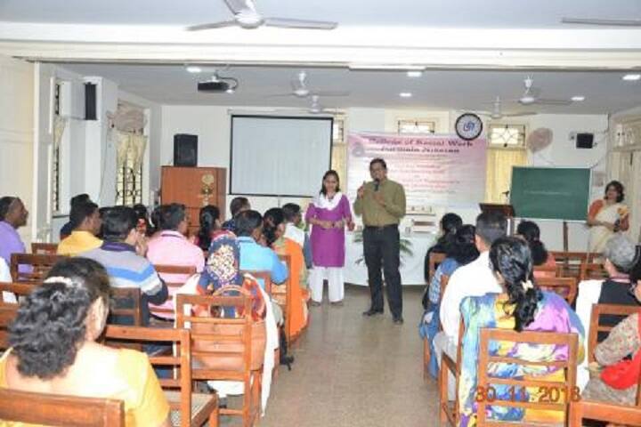 College of Social Work Nirmala Niketan campus in Mumbai, Maharashtra, India — photo 5