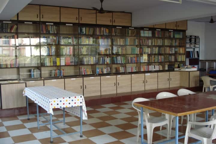 Rukmini Shetty Memorial Sudhakar Shetty BCA College campus in Dharwad, Karnataka, India — photo 3