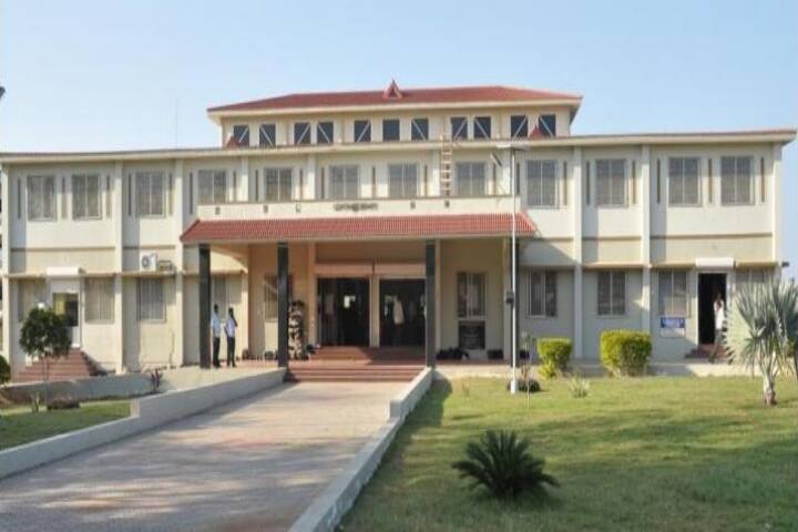 Erode Sengunthar Engineering College campus in Erode, Tamil Nadu, India — photo 3