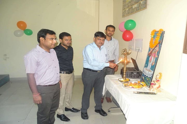 Skyline Institute of Pharmacy campus in Greater Noida, Uttar Pradesh, India — photo 3