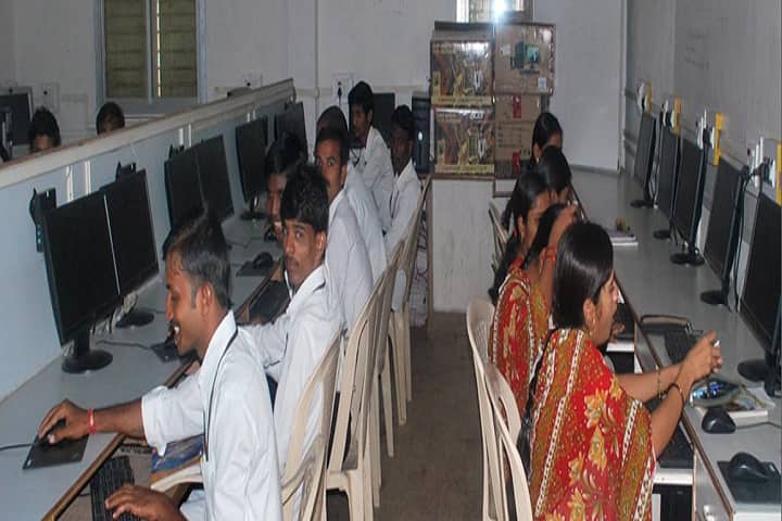 Shri Padmaraj College of Education campus in Sindagi, Karnataka, India — photo 2
