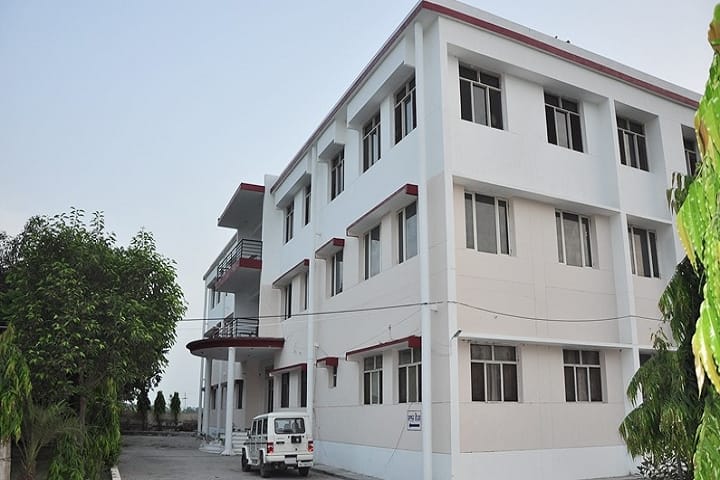 Vishavkarma College for Girls campus in Sangrur, Punjab, India — photo 1