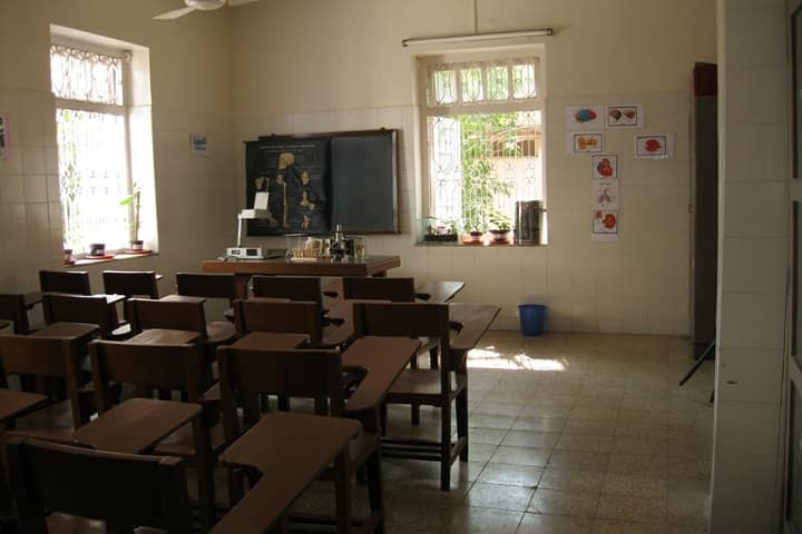 Gujarat Research Society's Hansraj Jivandas College of Education campus in Mumbai, Maharashtra, India — photo 3
