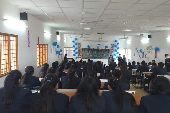 Uttaranchal Ayurvedic College campus in Dehradun, Uttarakhand, India — photo 4