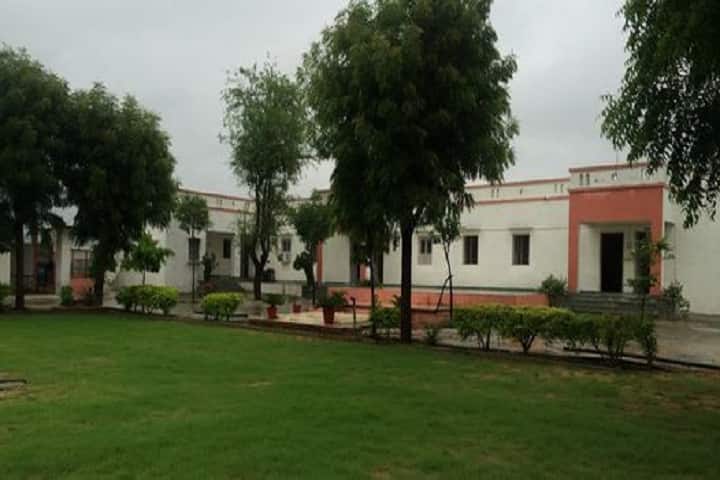 SP College campus in Sirohi, Rajasthan, India — photo 2
