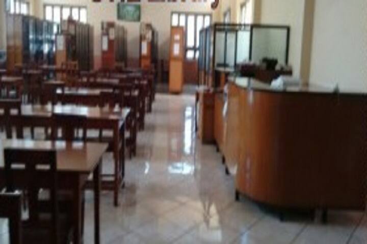 St Teresa's Institute of Education campus in Mumbai, Maharashtra, India — photo 3