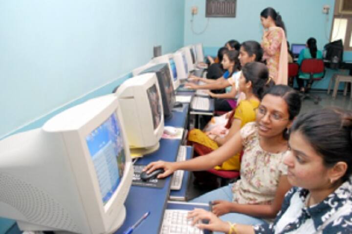 St Teresa's Institute of Education campus in Mumbai, Maharashtra, India — photo 4