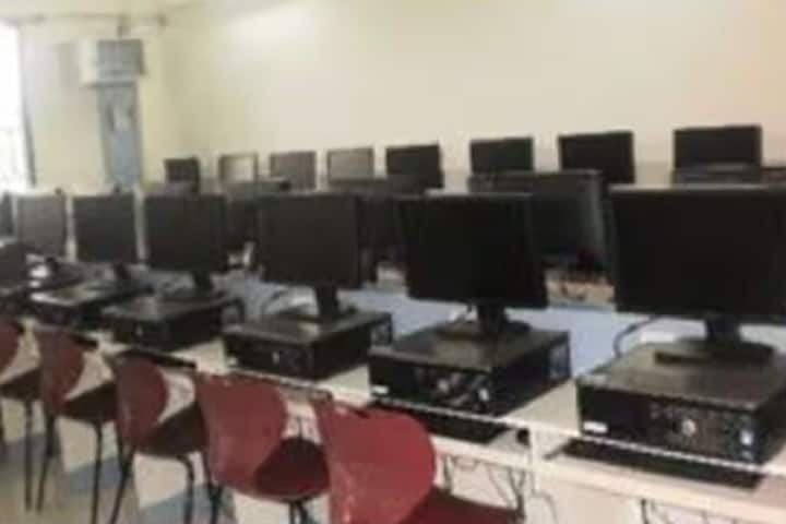 HGM Azam College of Education campus in Pune, Maharashtra, India — photo 4