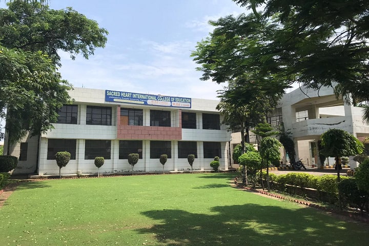 Sacred Heart International College of Education campus in Barnala, Punjab, India — photo 3
