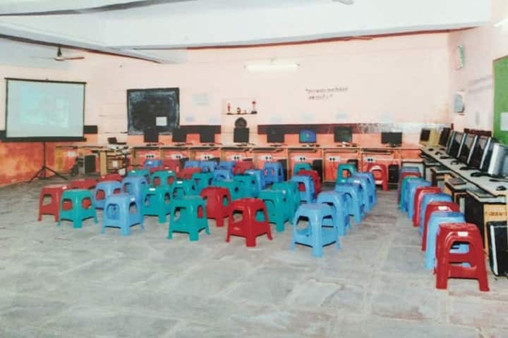 Shri Ganpati Adarsh TT College campus in Bundi, Rajasthan, India — photo 3