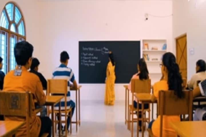 Nirmala College of Education campus in Ujjain, Madhya Pradesh, India — photo 2
