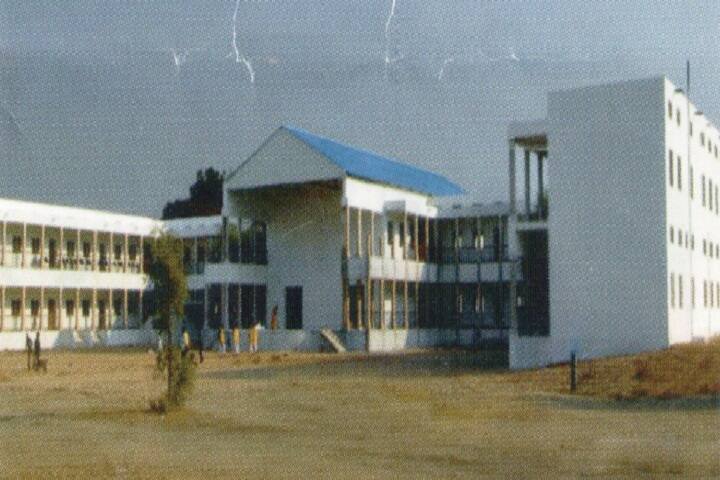 Shri Paramhans Swami Madhavanand College campus in Pali, Rajasthan, India — photo 1
