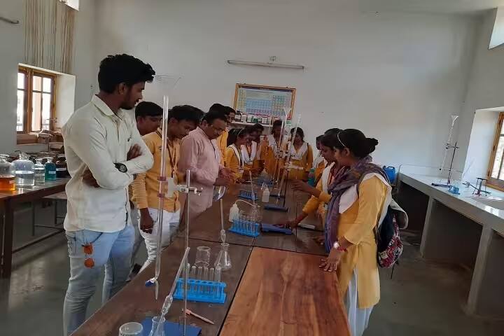 Shri Paramhans Swami Madhavanand College campus in Pali, Rajasthan, India — photo 6