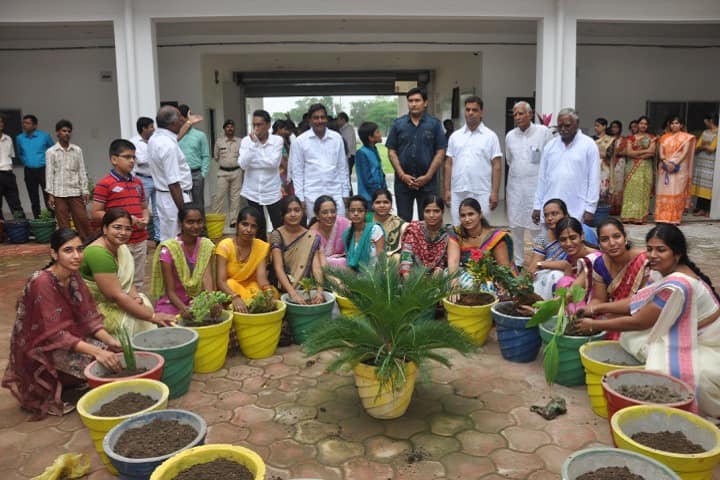 Shri Guru Harikishan College of Education campus in Ratlam, Madhya Pradesh, India — photo 2