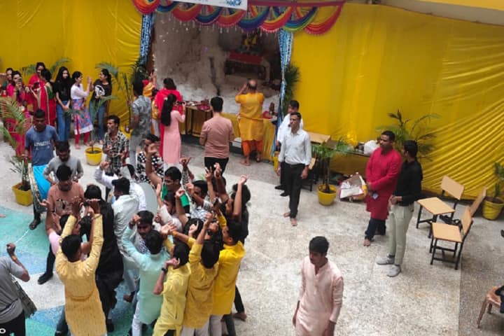 Shri Guru Harikishan College of Education campus in Ratlam, Madhya Pradesh, India — photo 5