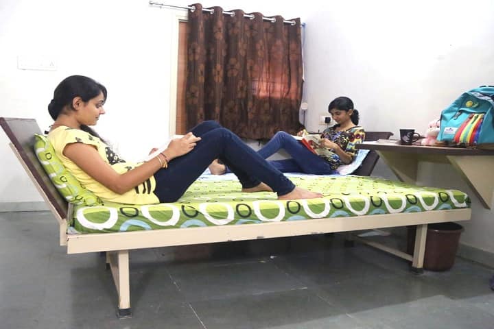 Parul Institute of Commerce campus in Waghodia, Gujarat, India — photo 6