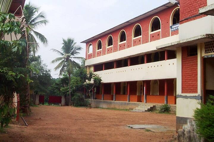Sabarigiri College of Education campus in Kollam, Kerala, India — photo 1