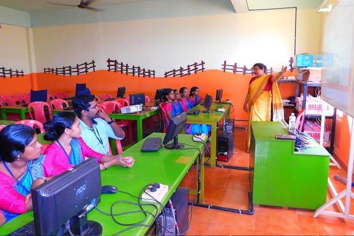 Sabarigiri College of Education campus in Kollam, Kerala, India — photo 5