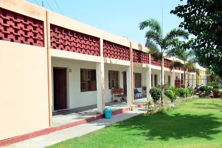 Islamia Girls College campus in Malerkotla, Punjab, India — photo 3