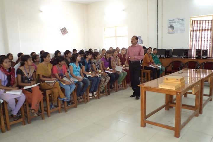 Shivam College campus in Balaghat, Madhya Pradesh, India — photo 5