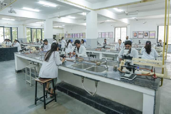 Mahatma Gandhi University of Medical Sciences and Technology campus in Jaipur, Rajasthan, India — photo 4