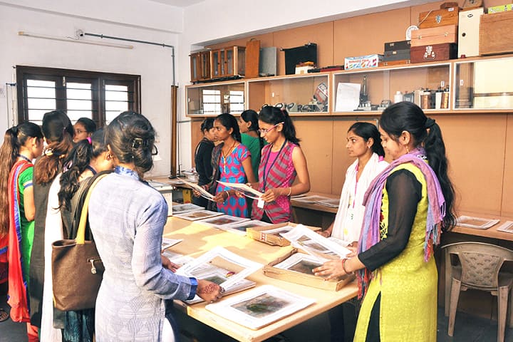 ID Patel College of Education campus in Ahmedabad, Gujarat, India — photo 1