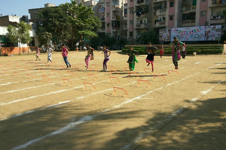 ID Patel College of Education campus in Ahmedabad, Gujarat, India — photo 2