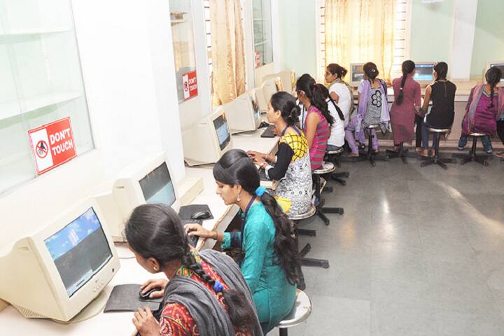 ID Patel College of Education campus in Ahmedabad, Gujarat, India — photo 5