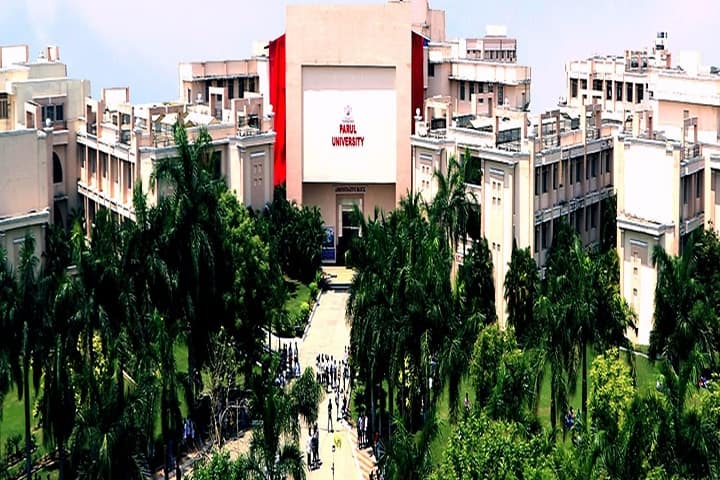 Parul Institute of Applied Sciences campus in Waghodia, Gujarat, India — photo 1