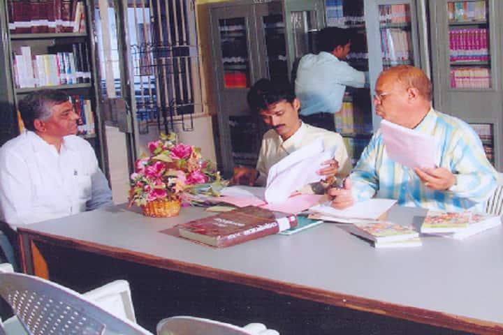 Sarvoday College of Education campus in Gandhinagar, Gujarat, India — photo 6