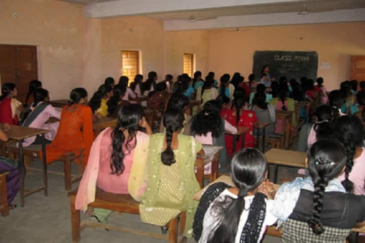 Indira Gandhi B Ed Mahavidyalaya campus in Parasia Baitul, Madhya Pradesh, India — photo 2