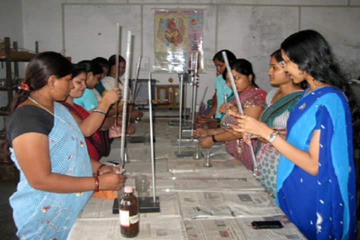 Indira Gandhi B Ed Mahavidyalaya campus in Parasia Baitul, Madhya Pradesh, India — photo 5