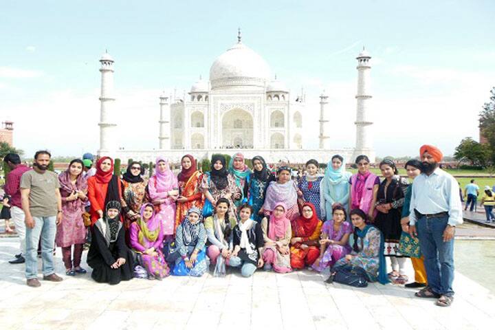 Government College for Women campus in Srinagar, Jammu and Kashmir, India — photo 4