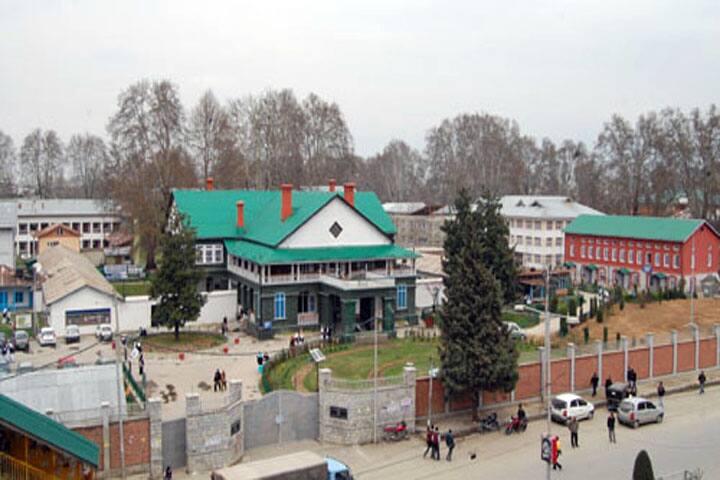 Government College for Women campus in Srinagar, Jammu and Kashmir, India — photo 5