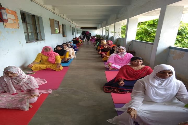 Princess Durru Shehvar B Ed College for Women campus in Hyderabad, Telangana, India — photo 2