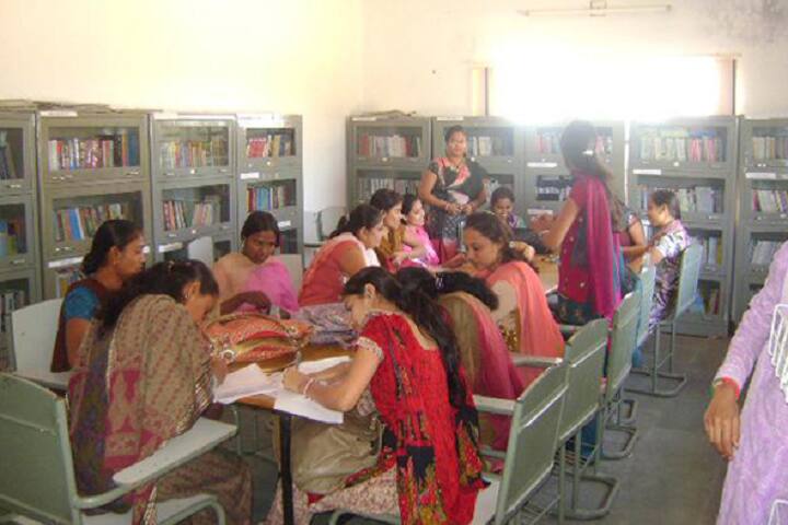 Hillwoods Academy of Teachers Education campus in Gandhinagar, Gujarat, India — photo 2