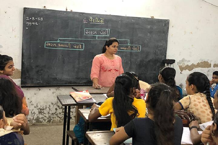Vaidya Shri MM Patel College of Education campus in Ahmedabad, Gujarat, India — photo 4