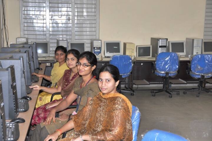 KVSR Siddhartha College of Pharmaceutical Sciences campus in Vijayawada, Andhra Pradesh, India — photo 6