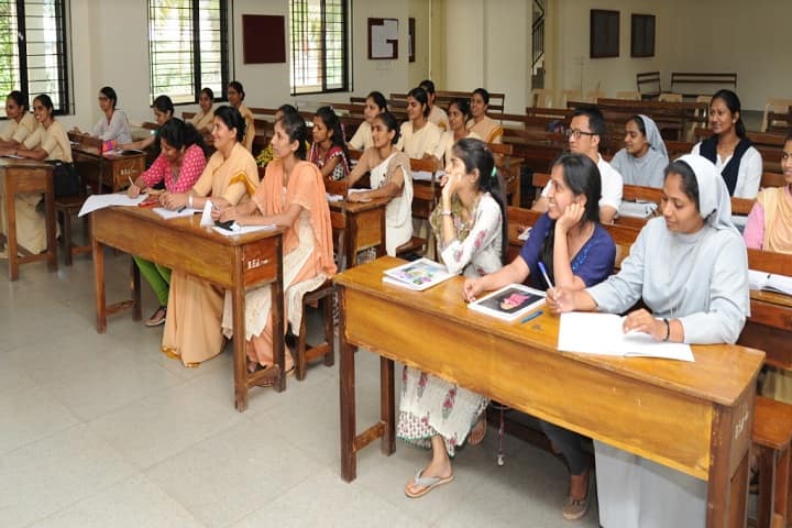 St Aloysius Institute of Education campus in Mangalore, Karnataka, India — photo 3